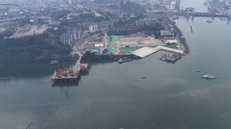 三峡水运新通道葛洲坝航运扩能主体工程开工