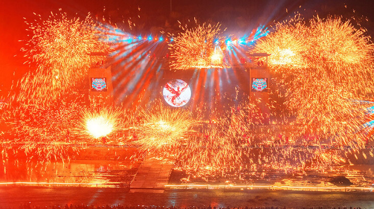 火树银花不夜天