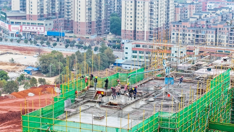 安居工程建设正酣