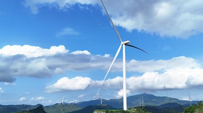 高山风电 绿能涌动